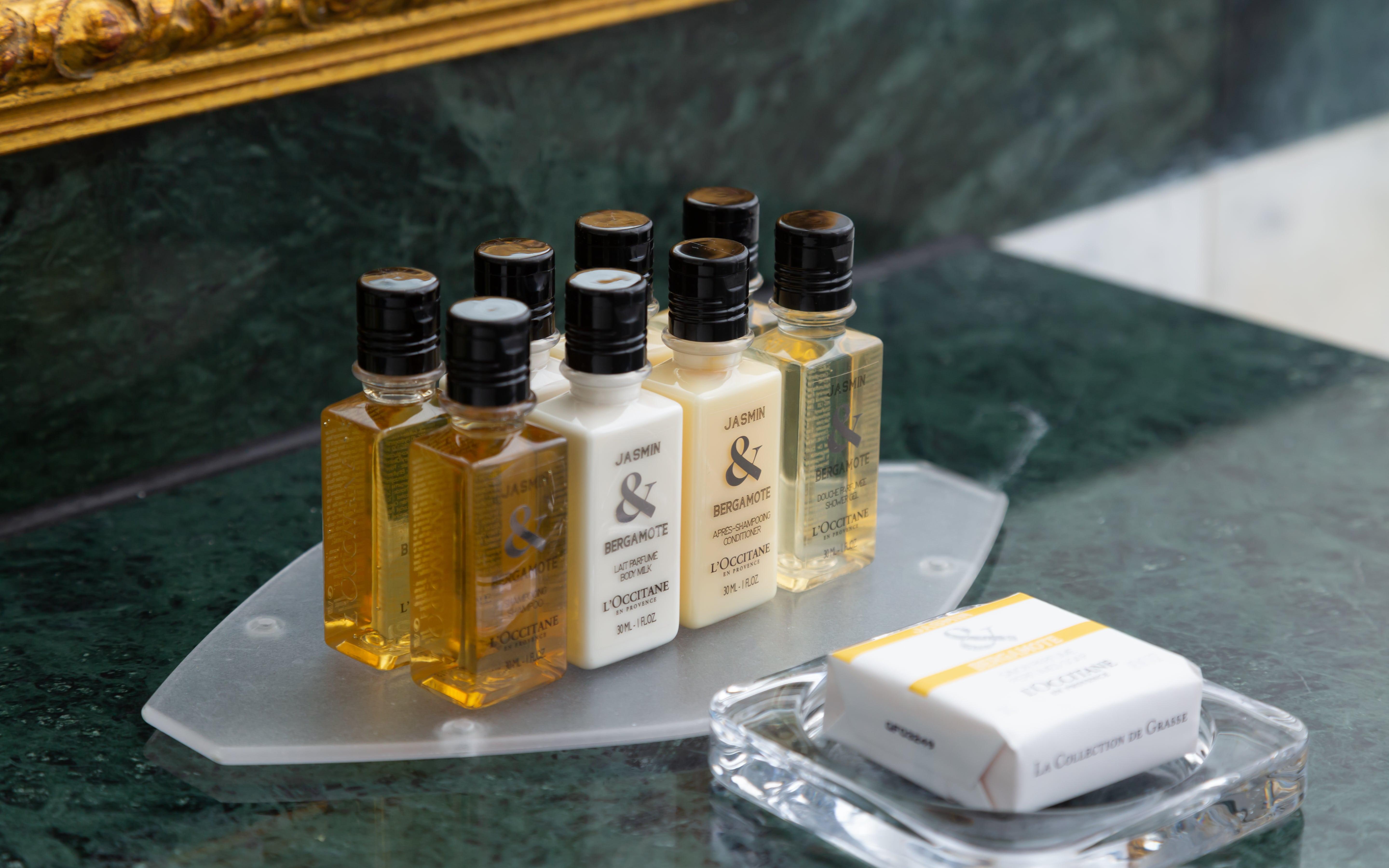 Grand Hotel Bucureşti Ngoại thất bức ảnh Soap and shampoo